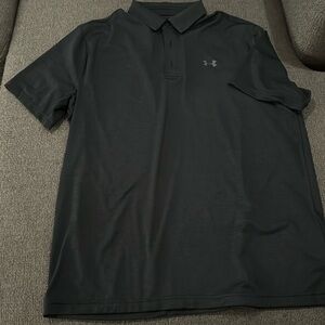 Men’s like brand new under armour golf polo!